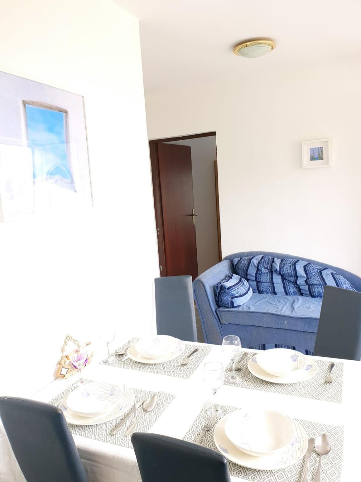 Maiden Apartments โตรกีร์ ภายนอก รูปภาพ