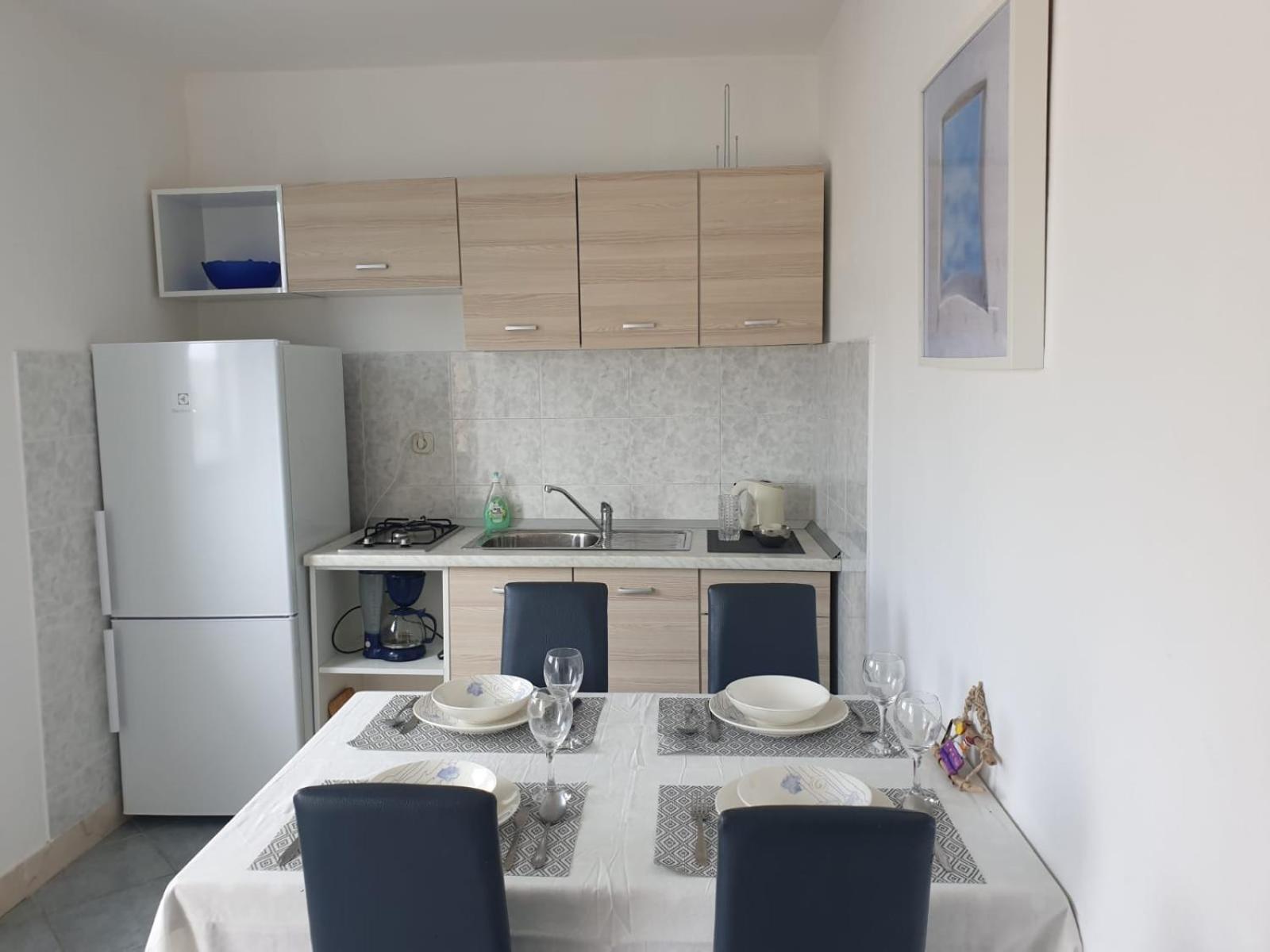 Maiden Apartments โตรกีร์ ภายนอก รูปภาพ