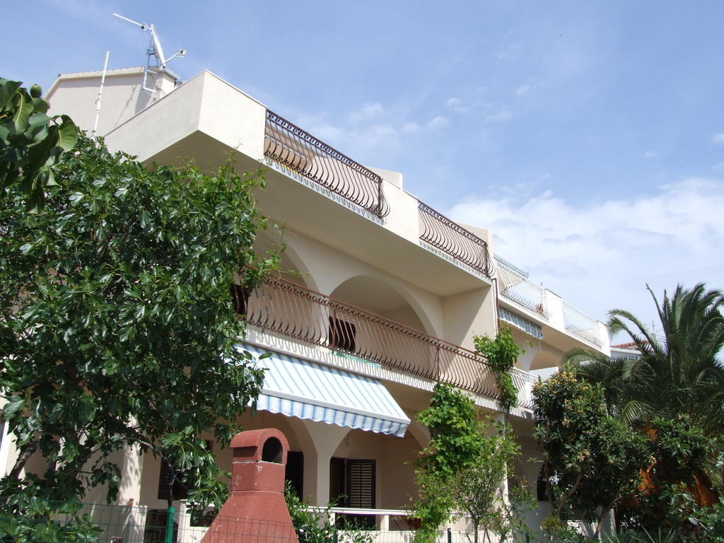 Maiden Apartments โตรกีร์ ภายนอก รูปภาพ